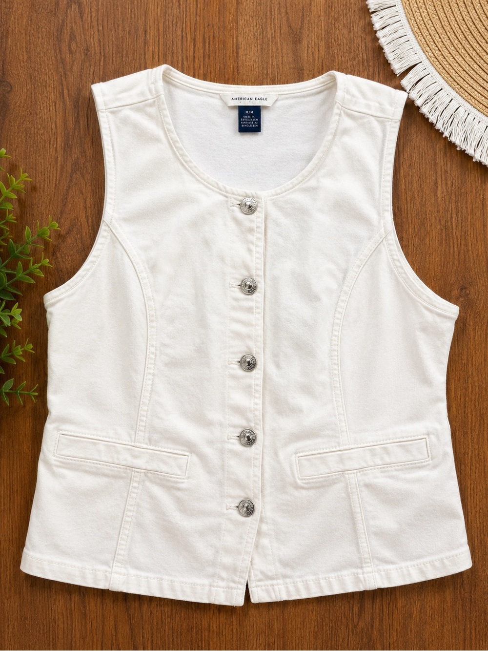American Eagle Outfitters White Button-Front Vest - Picture 1 of 1